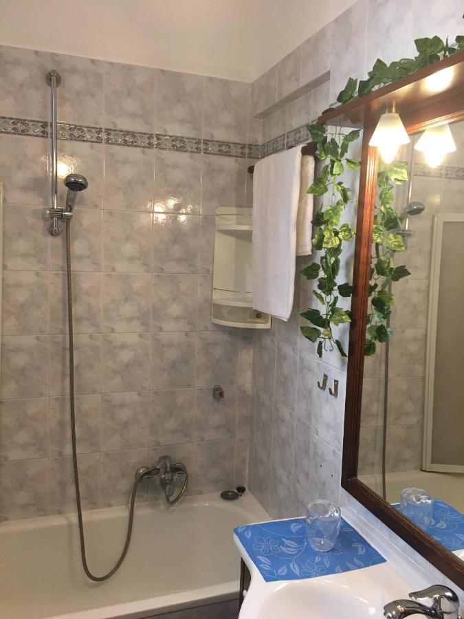 דירות רומא Panoramic And Bright Penthouse Is Waiting For You מראה חיצוני תמונה