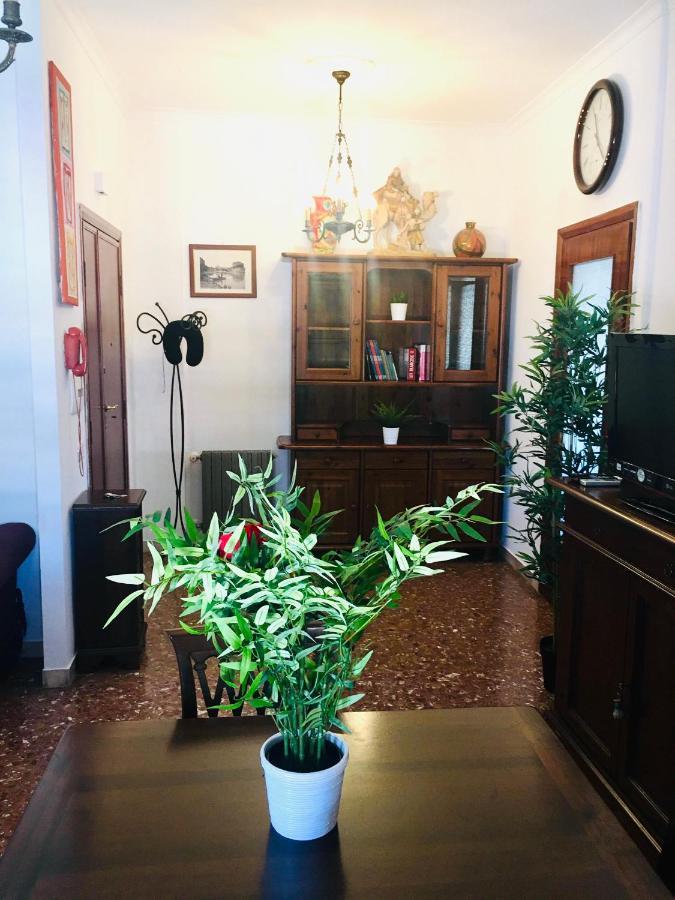 דירות רומא Panoramic And Bright Penthouse Is Waiting For You מראה חיצוני תמונה
