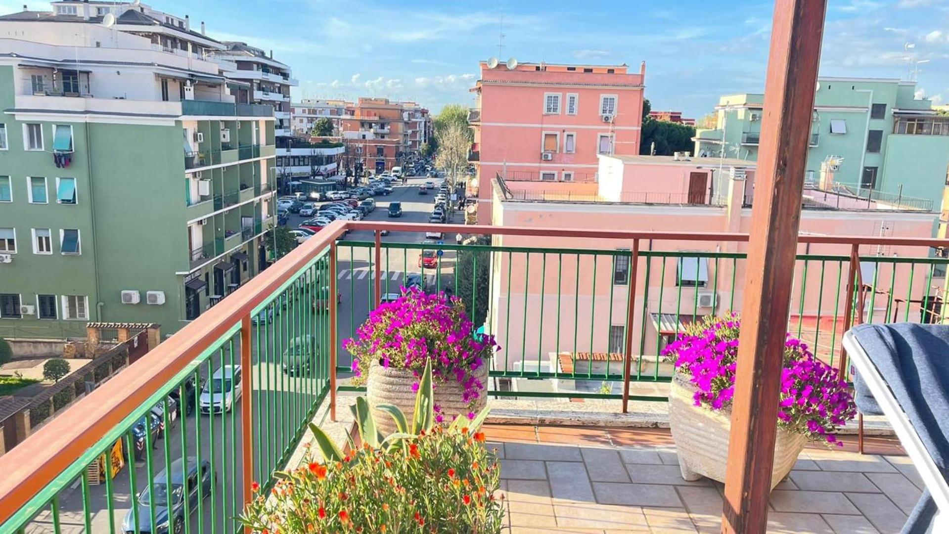 דירות רומא Panoramic And Bright Penthouse Is Waiting For You מראה חיצוני תמונה